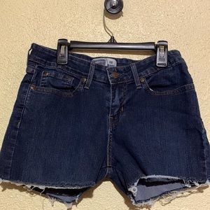 Levi Strauss Signature Denim Jean Shorts Size 4M Blue  Stretchy Raw Frayed Hem